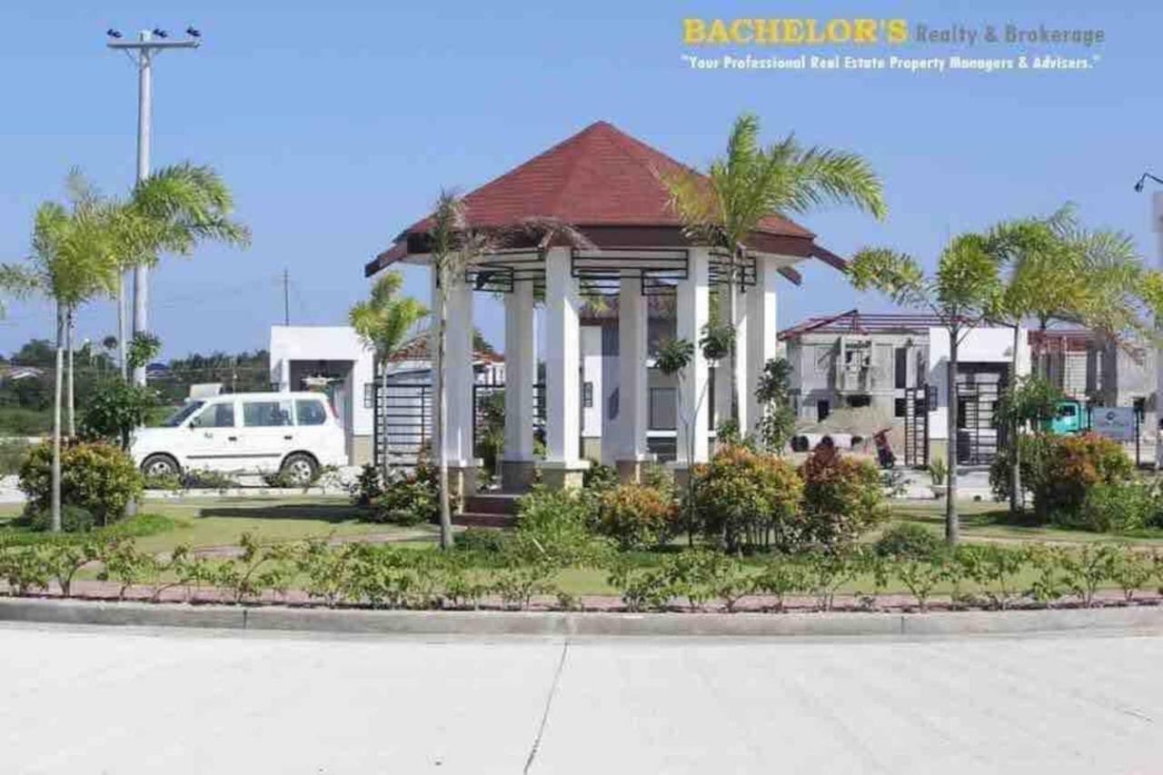 Two Story 87 Sqm Fully Air-Conditioned House In Babag 2, Lapu-Lapu City Dış mekan fotoğraf